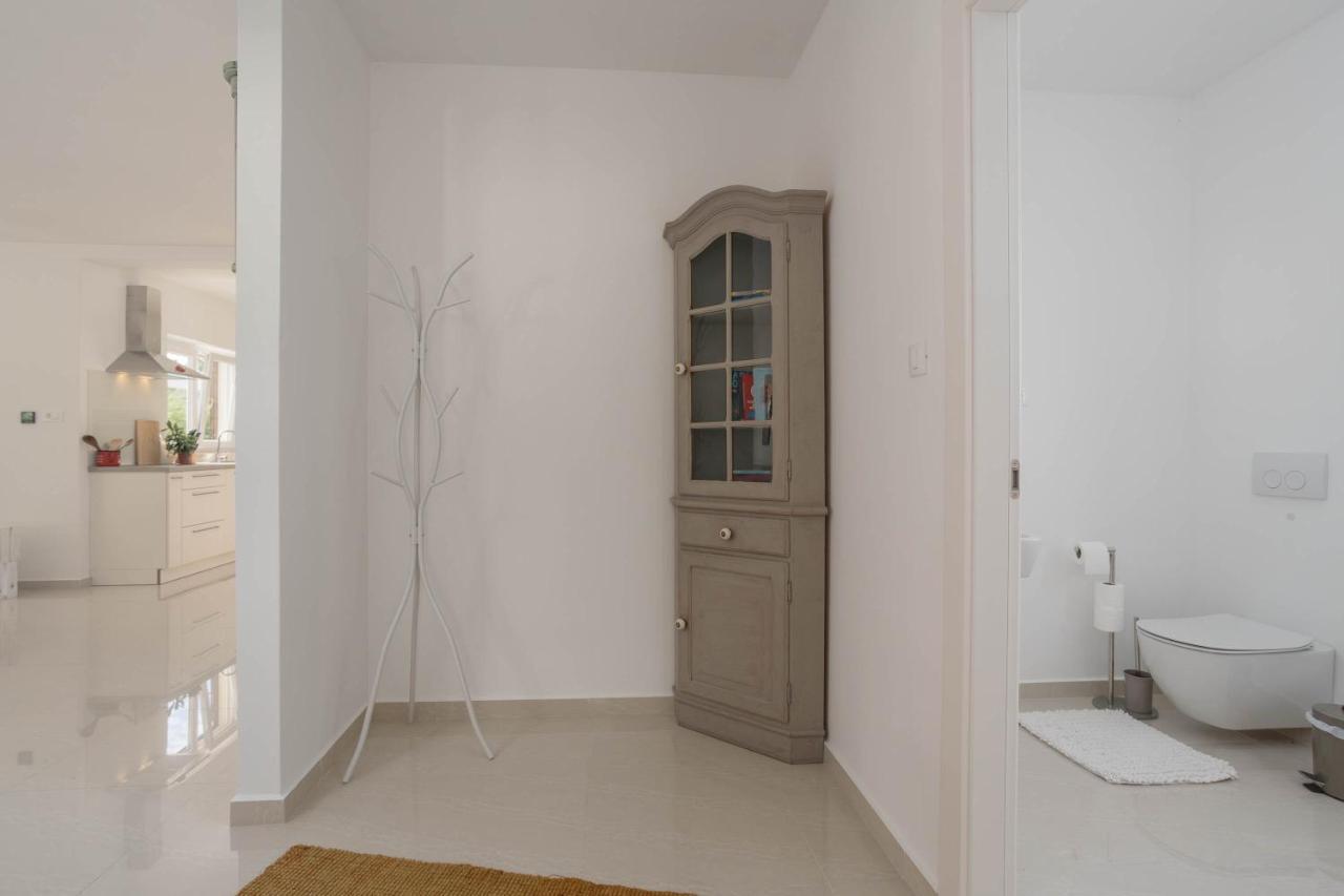 Villa Antonada Vrh  Экстерьер фото