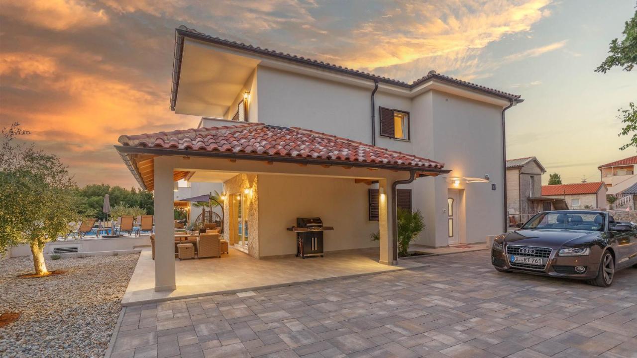 Villa Antonada Vrh  Экстерьер фото