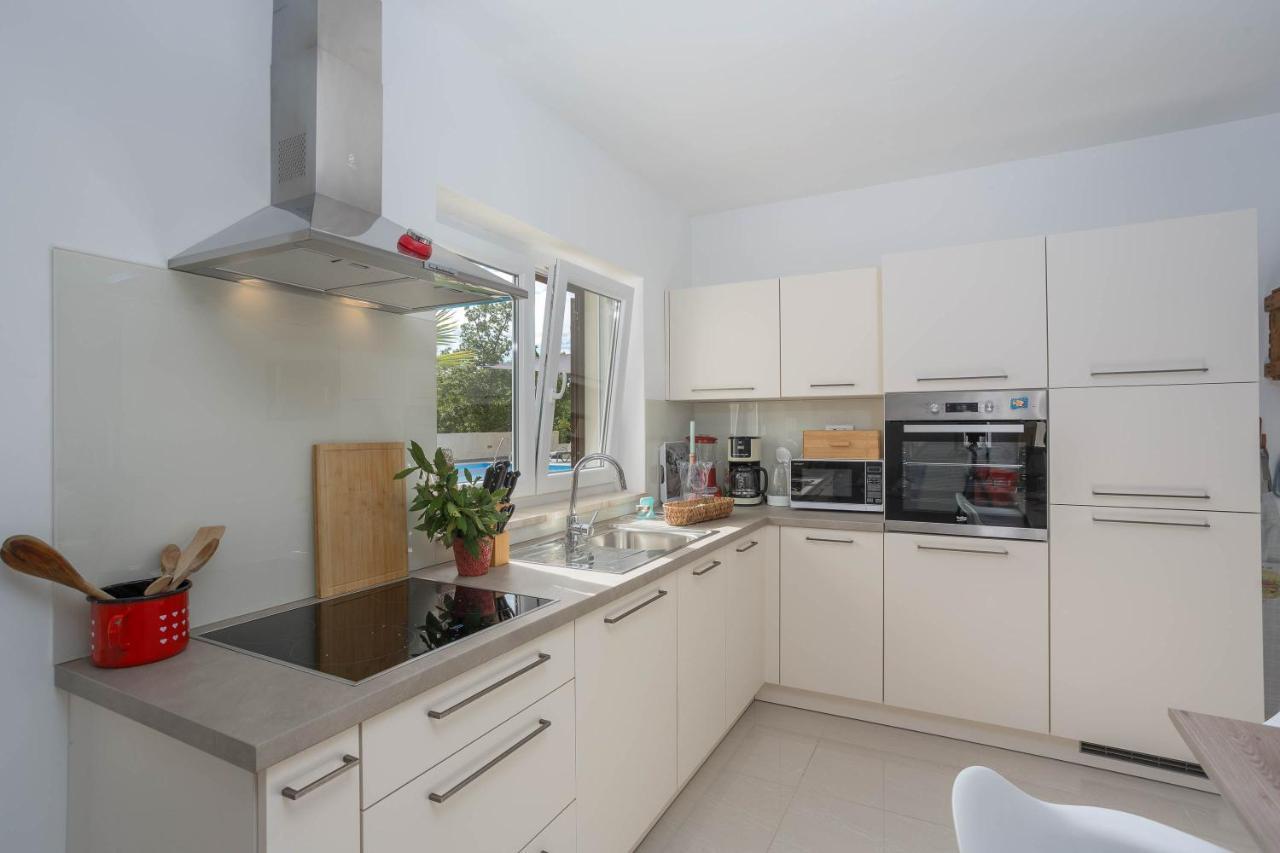 Villa Antonada Vrh  Экстерьер фото