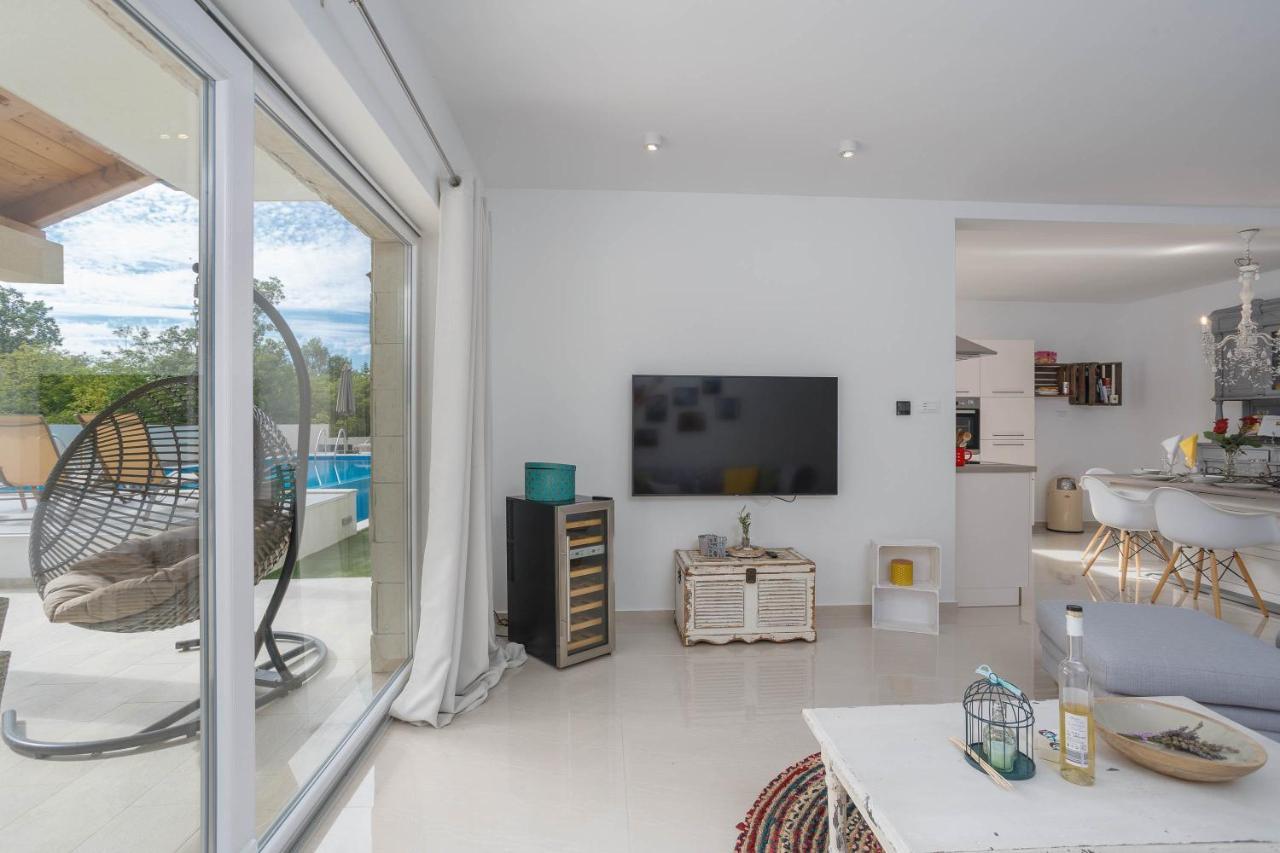 Villa Antonada Vrh  Экстерьер фото