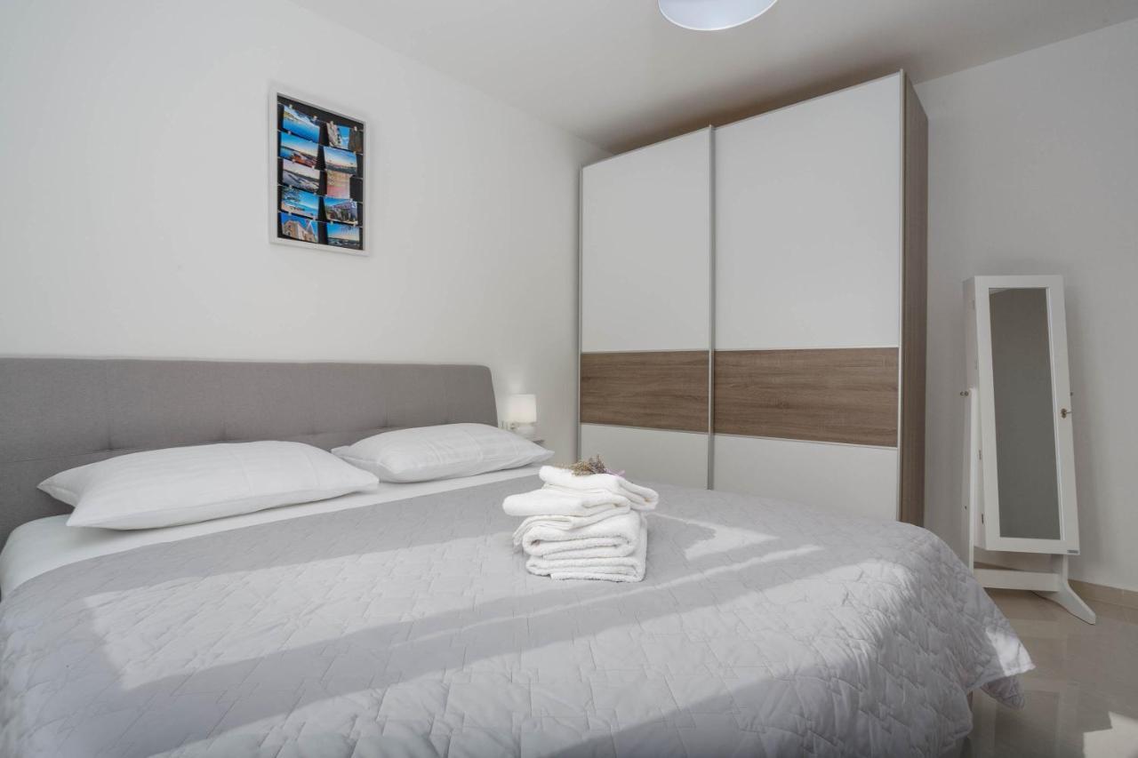 Villa Antonada Vrh  Экстерьер фото