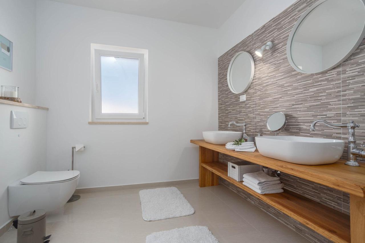 Villa Antonada Vrh  Экстерьер фото