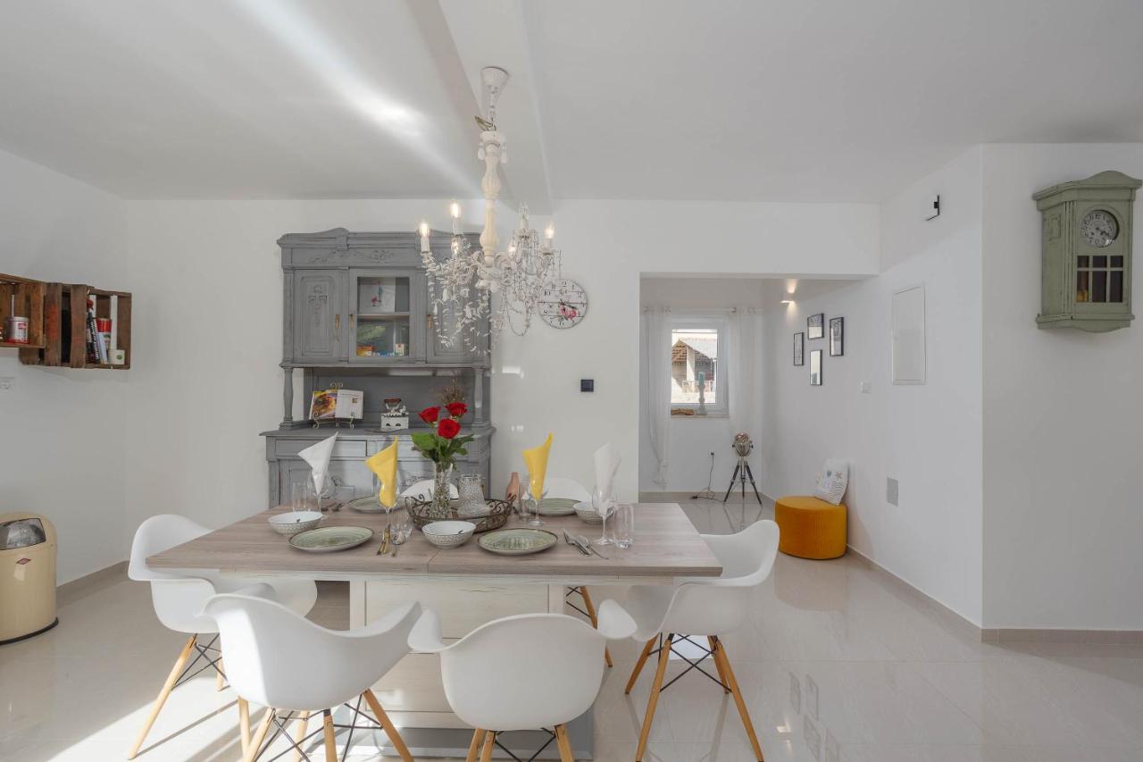 Villa Antonada Vrh  Экстерьер фото